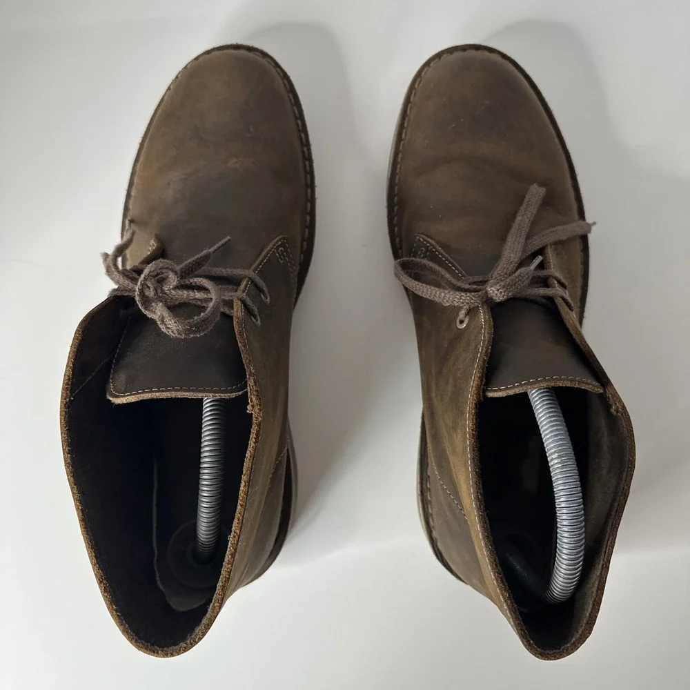 Clarks Men's Bushacre 2 Real Leather Chukka Boots Shoes Size 9 US VERY NICE